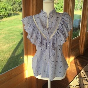 Flattering pinstripe button down ruffle top sizeM
